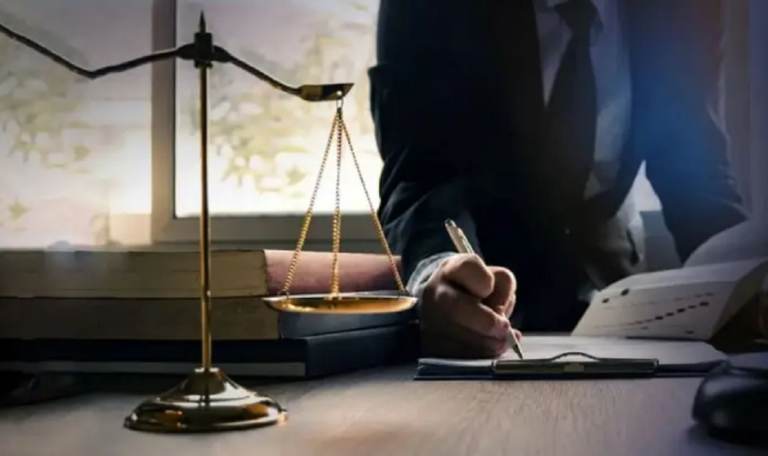 محامي شركات في الرياض