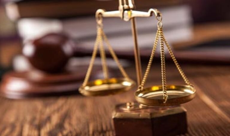 اختيار أفضل محامي تجاري