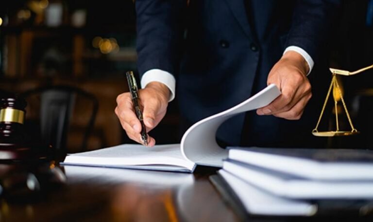 محامي العقارات