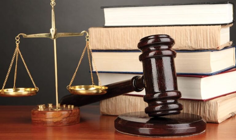 اختيار محكم عقاري مؤهل